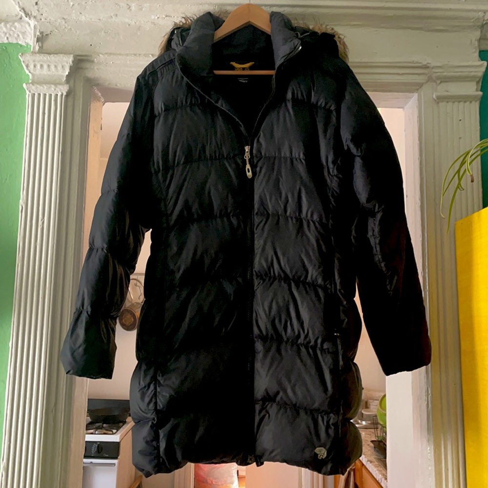Mountain Hardwear Women’s Medium Mid length Puffer